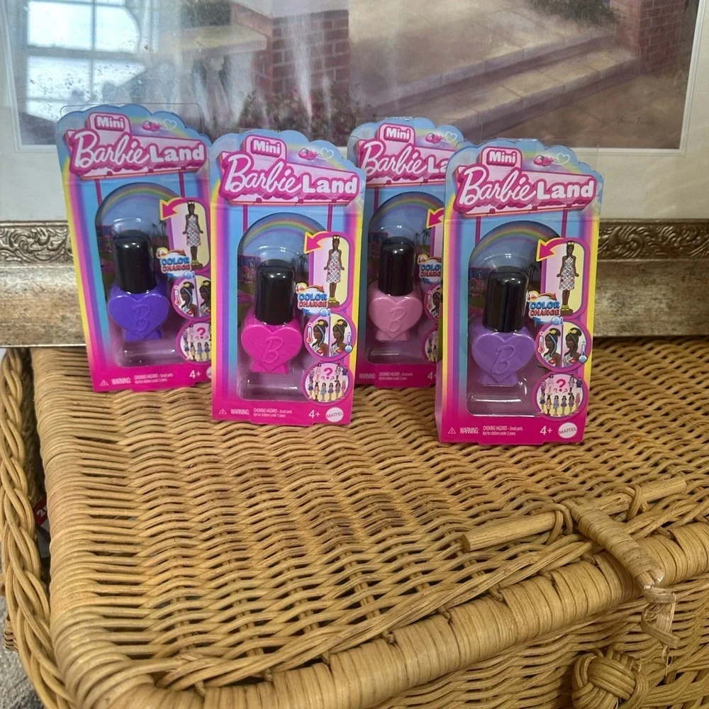 New Barbie Land Lot of 4 Color Change Reveal Mini Doll 1.5